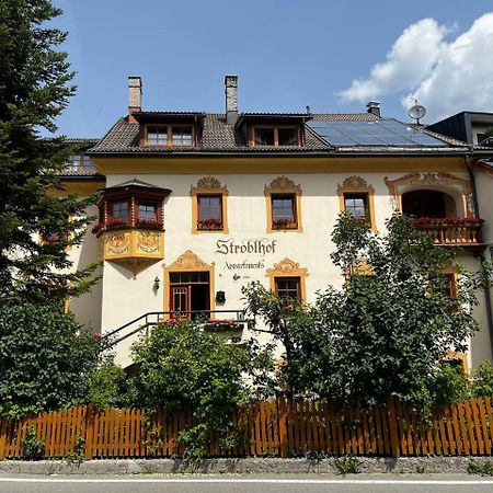 Stroblhof Toblach-ดอบบีอาโก ภายนอก รูปภาพ