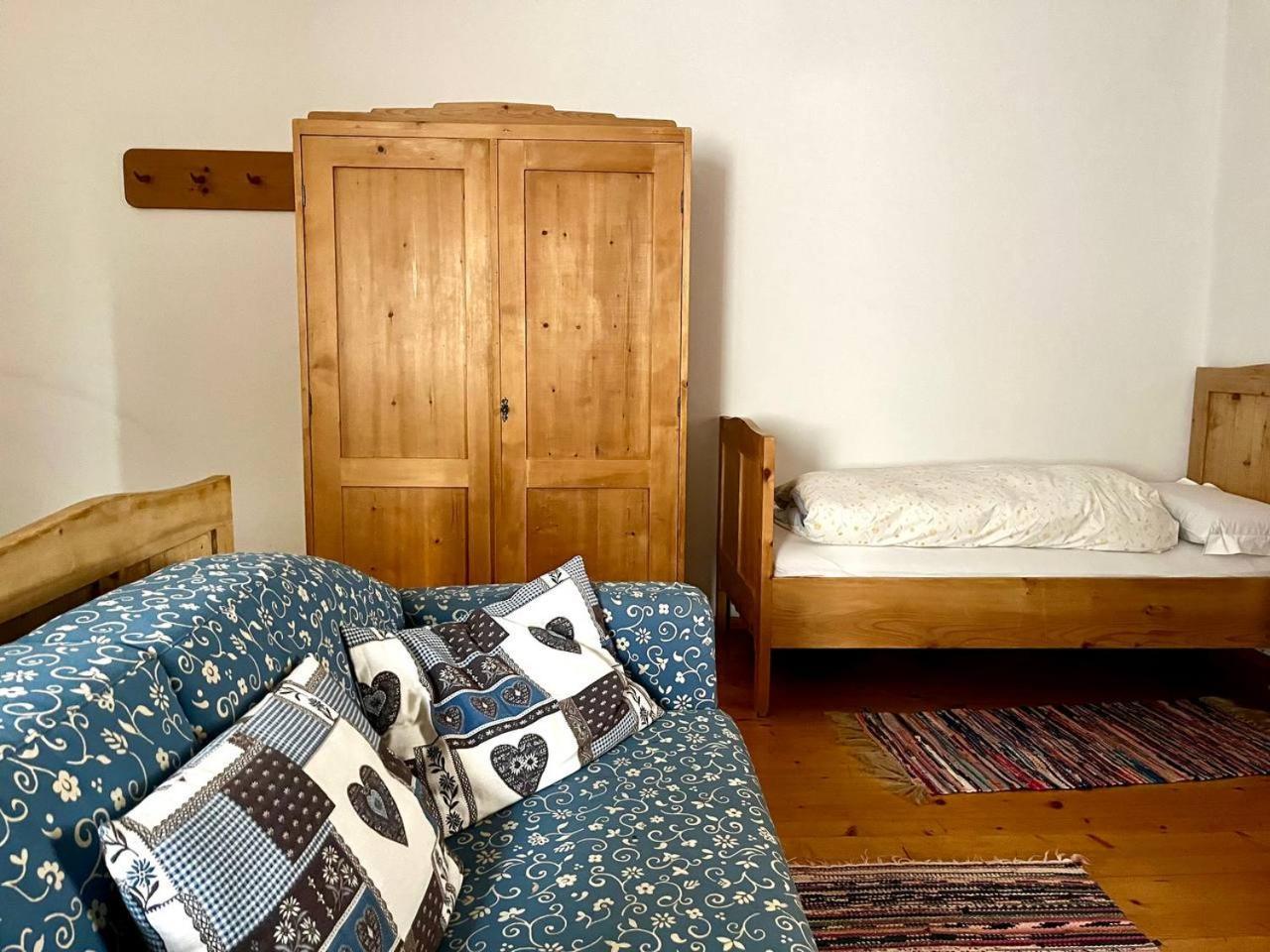 Stroblhof Toblach-ดอบบีอาโก ภายนอก รูปภาพ