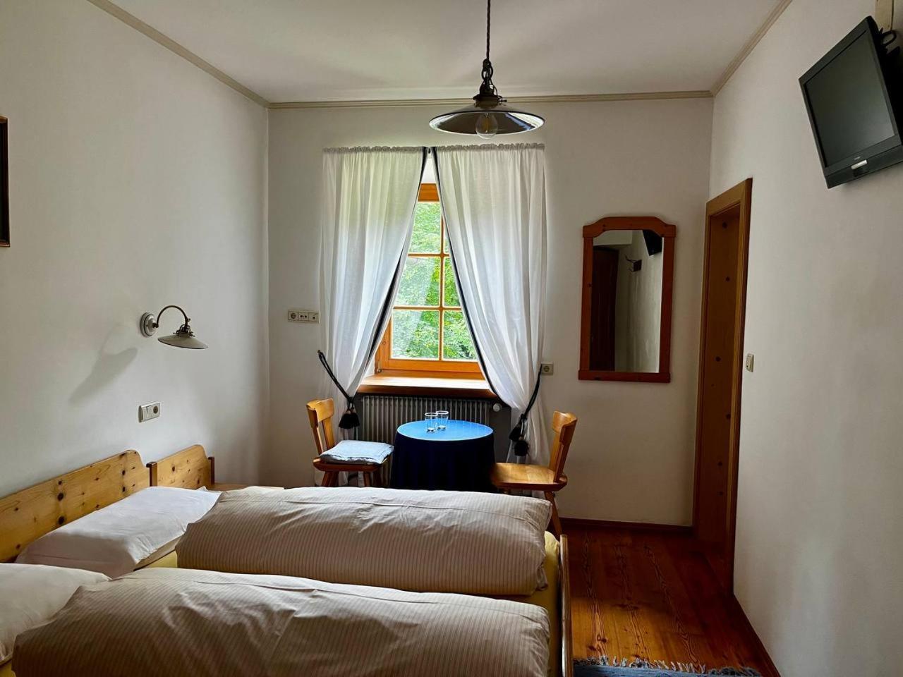 Stroblhof Toblach-ดอบบีอาโก ภายนอก รูปภาพ
