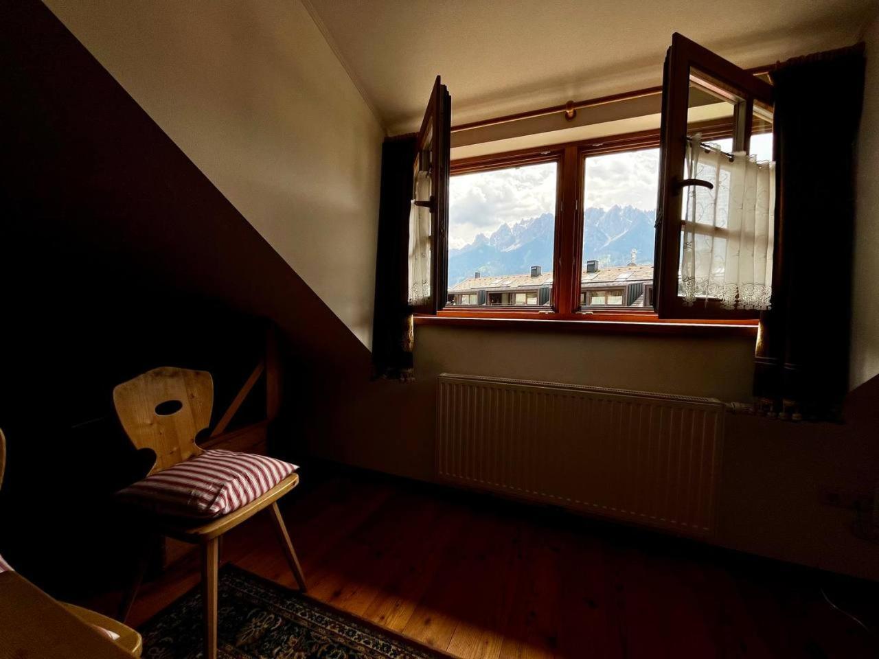 Stroblhof Toblach-ดอบบีอาโก ภายนอก รูปภาพ