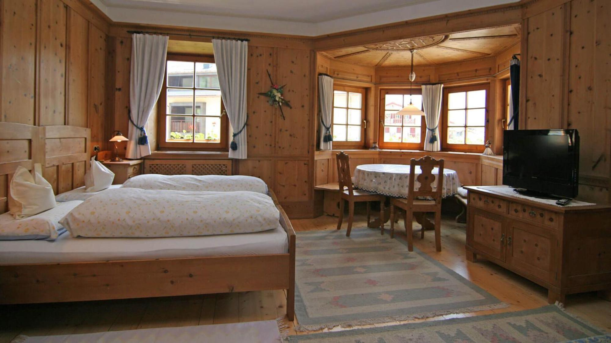 Stroblhof Toblach-ดอบบีอาโก ภายนอก รูปภาพ