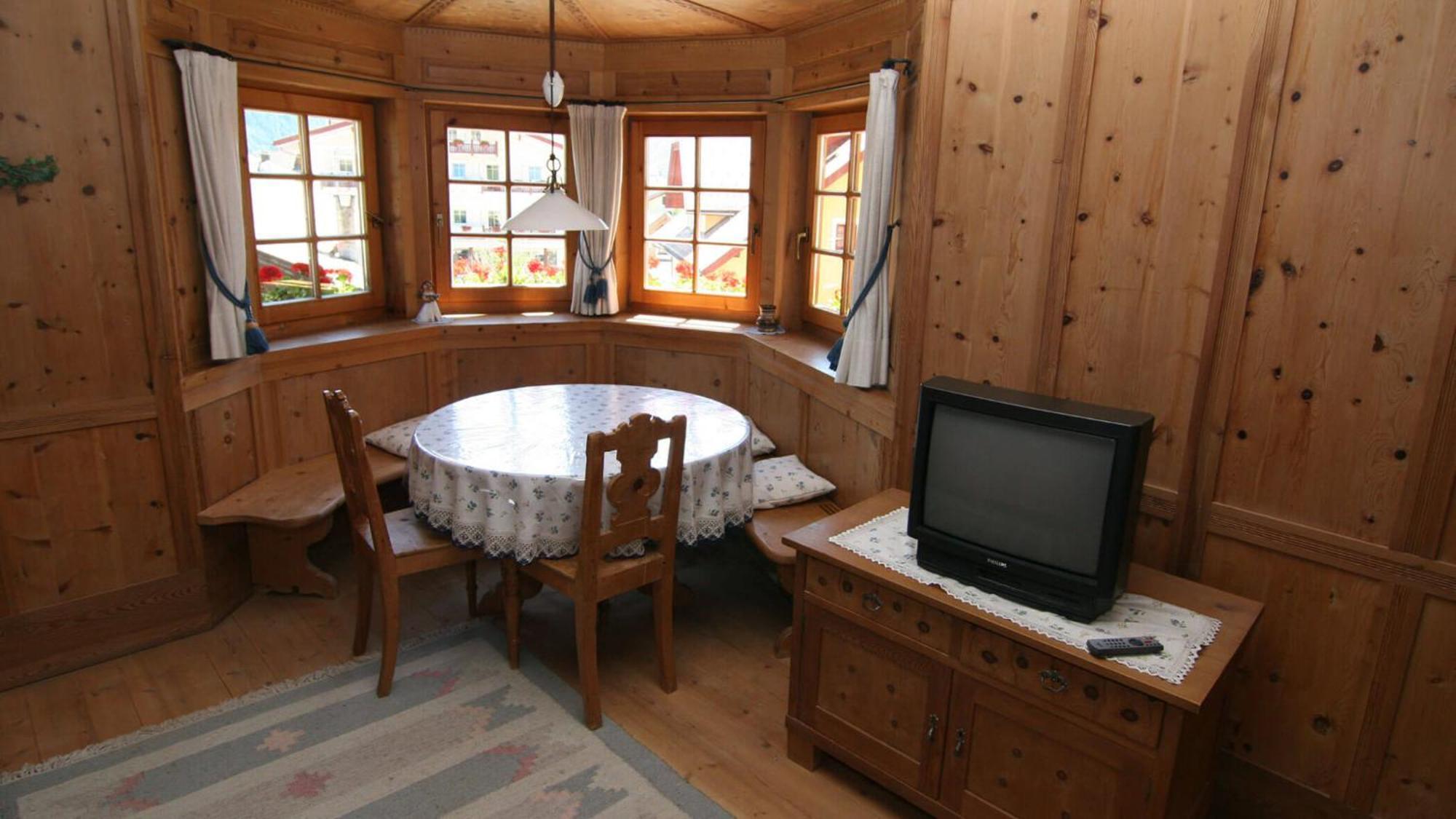 Stroblhof Toblach-ดอบบีอาโก ภายนอก รูปภาพ